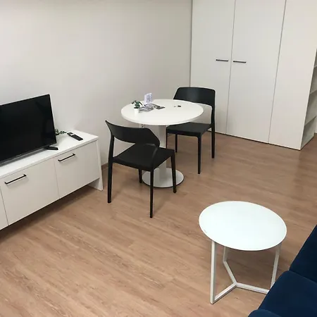 Apartment Mezonet - Postovska Centr *